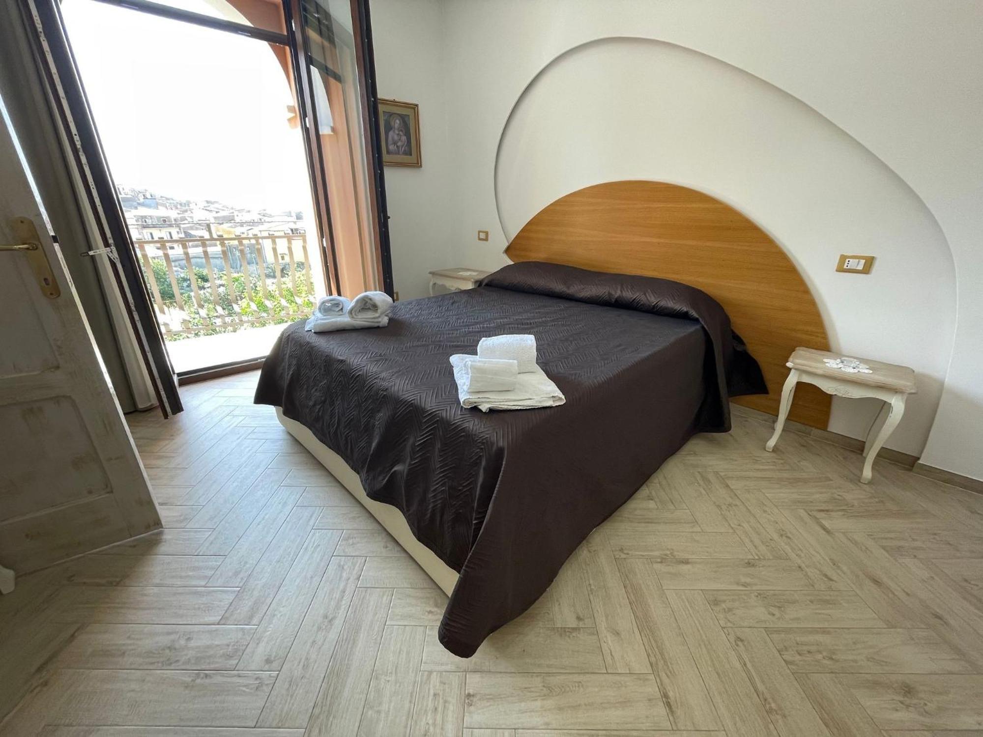 Casa Vacanze Prezioso Hotel Bisacquino Luaran gambar