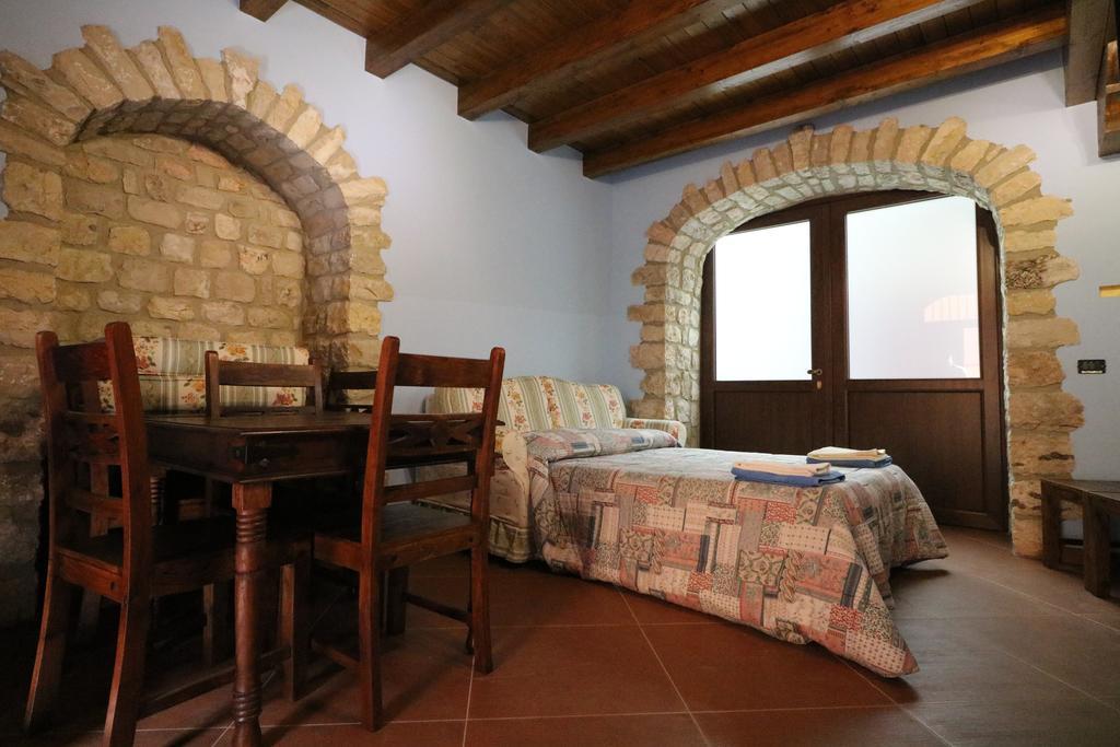 Casa Vacanze Prezioso Hotel Bisacquino Luaran gambar