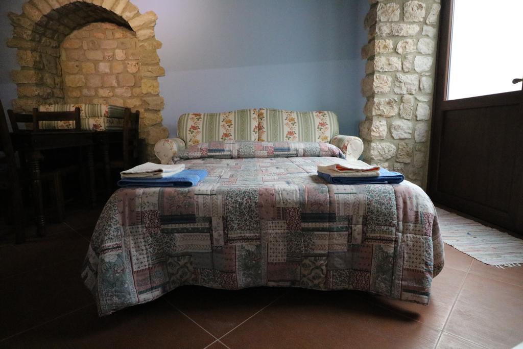 Casa Vacanze Prezioso Hotel Bisacquino Luaran gambar