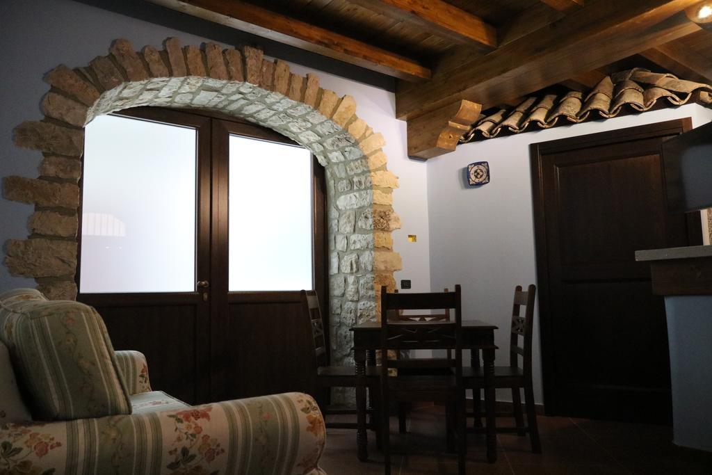 Casa Vacanze Prezioso Hotel Bisacquino Luaran gambar